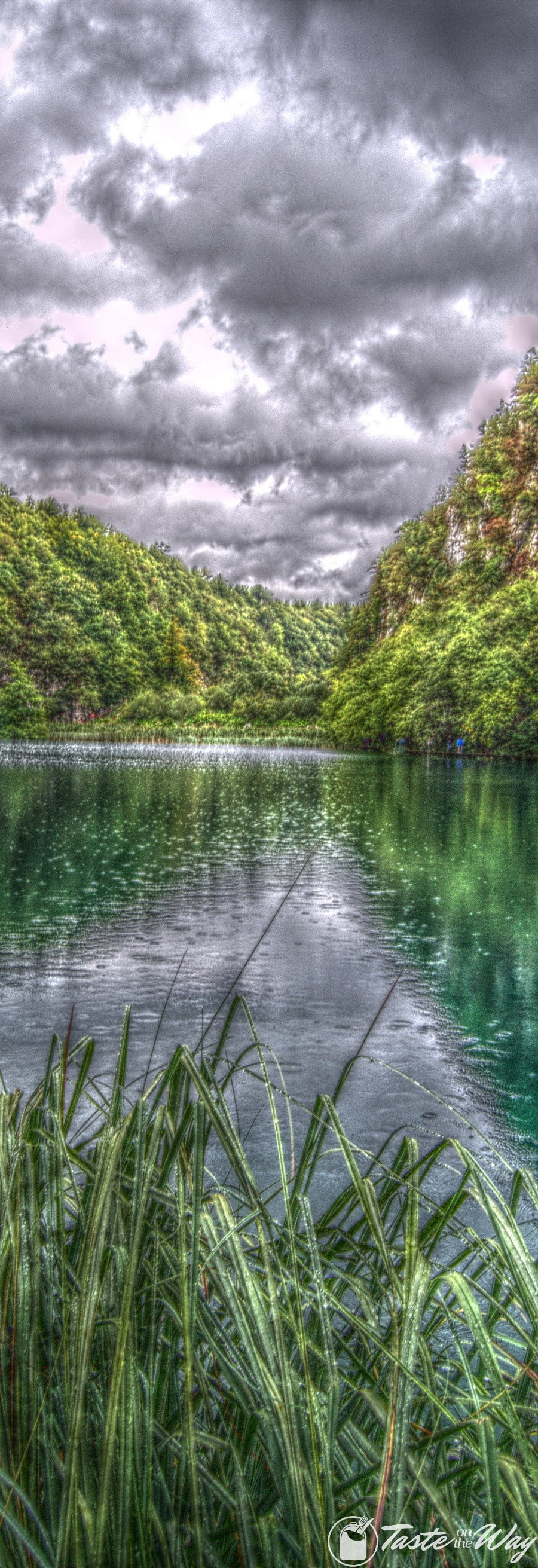 Check out these amazing pictures of Plitvice lakes in #Croatia - it's captivating! #travel #photography #hdr @tasteontheway