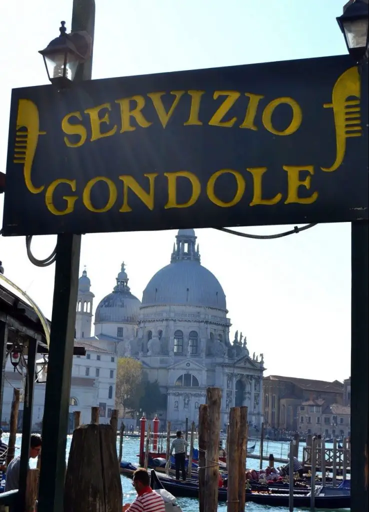 venice gondola service