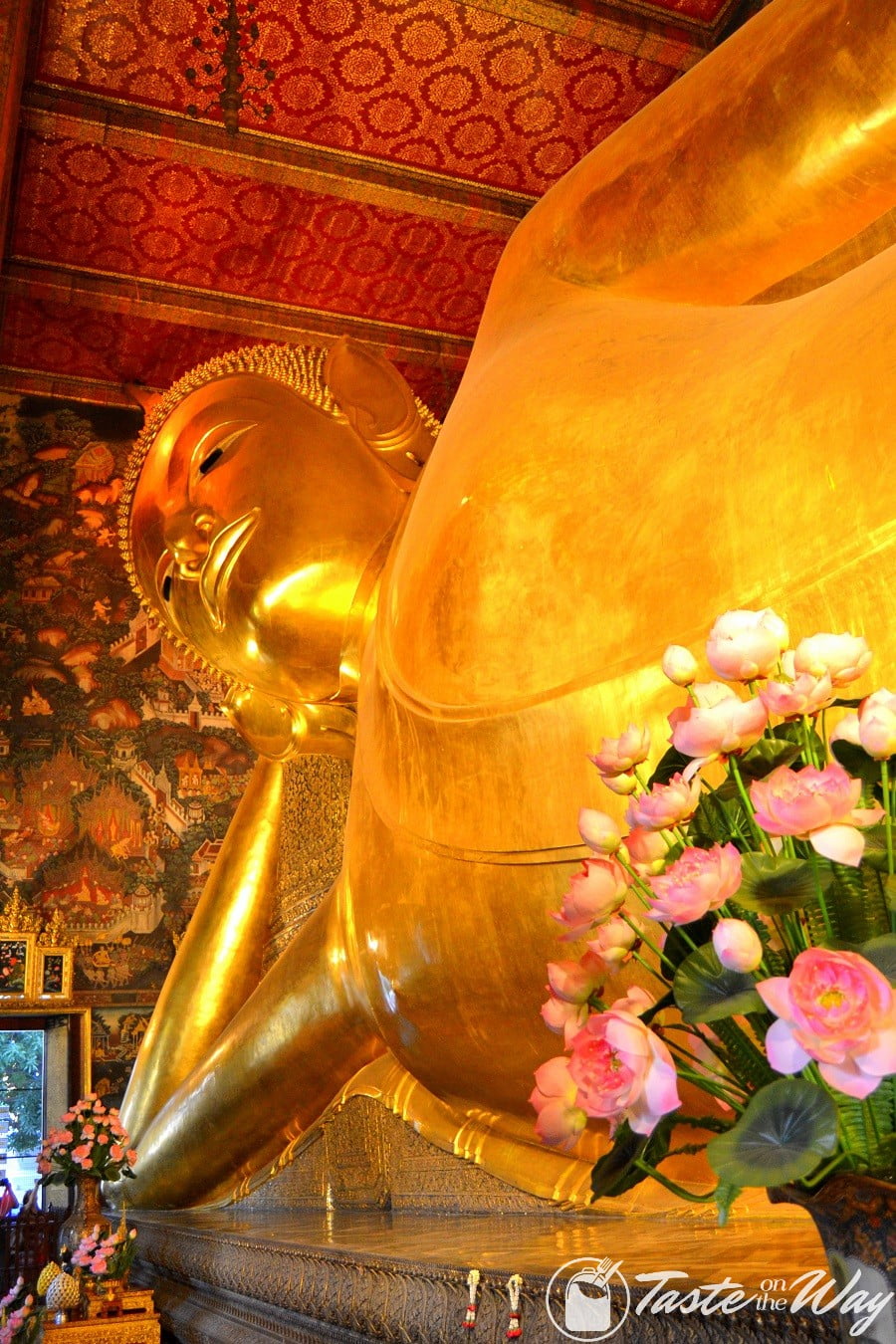 Top 10 Best Things to Do in Bangkok - Visiting the Buddhas is just one of the top #thingstodo in #Bangkok, #Thailand. Check out for more! #travel #photography @tasteontheway