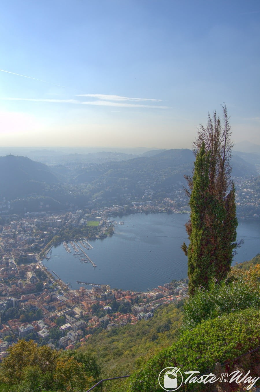 Check out 15+ amazing #views of Lake Como, #Italy! #travel #photography @tasteontheway