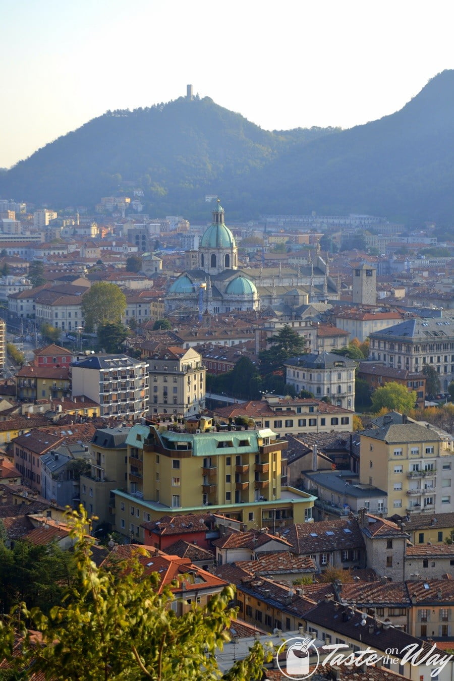 Check out 15+ amazing #views of Lake Como, #Italy! #travel #photography @tasteontheway