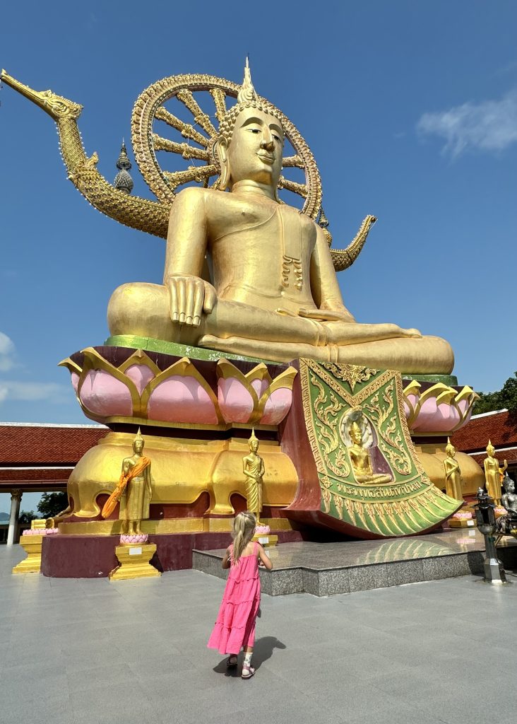 Wat Phra Yai