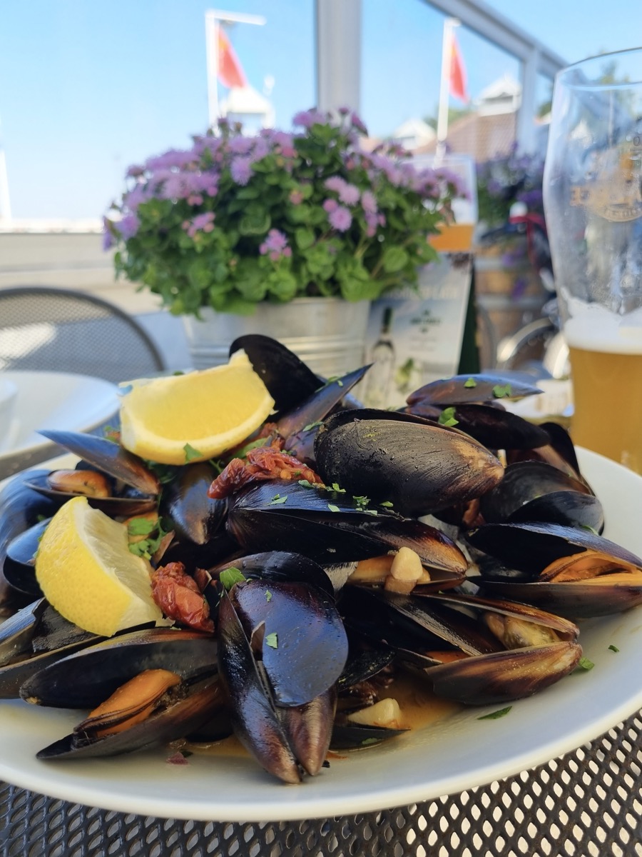 mussels with lemon